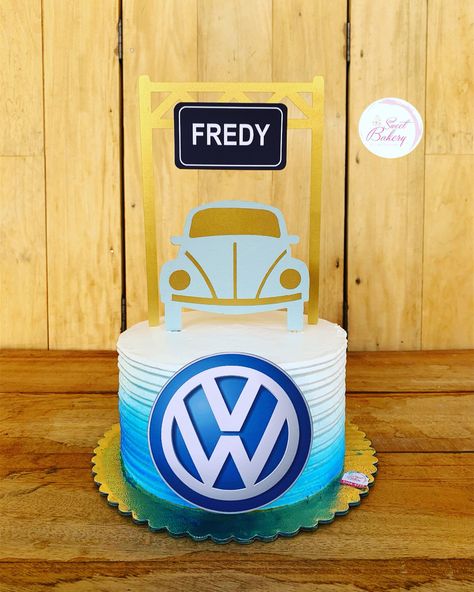 Small Birthday Cakes, Golf Cake, Birthday Cake For Him, Sweet Bakery, Car Cake, Vw Beetles, Vw Golf, Themed Cakes, Cupcake Cakes