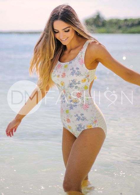 Channel all the 80's vibes in this unique and exclusive one piece design. Two tone prints with a modest scoop neckline and a tie open back. Comfortable fabric straps adjust to fit short and long torsos. Flattering on all body shapes. Designed to support and minimize in all the right places. Product Fit + Details: Fully lined Our signature built in bra for full support - AA-DD cups Full bottom coverage Sizes XS-XXL Scoop Neckline Back Strap Detail Model is 5'9" has a C cup and is wearing size sma Cute Modest Bikinis, Feminine Bathing Suits, One Piece Swimsuit For Teens, Modest One Piece, 80's Vibes, One Piece Design, Swimsuit Inspo, Bra Hooks