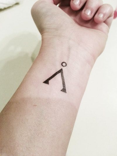 Stargate Earth Symbol - One day, I'll have  this on my wrist too. Nerdy Watercolor, Stargate Tattoo, Earth Tattoos, Geeky Tattoos, Geek Tattoos, Star Crafts, Earth Symbol, Earth Symbols, Stick N Poke