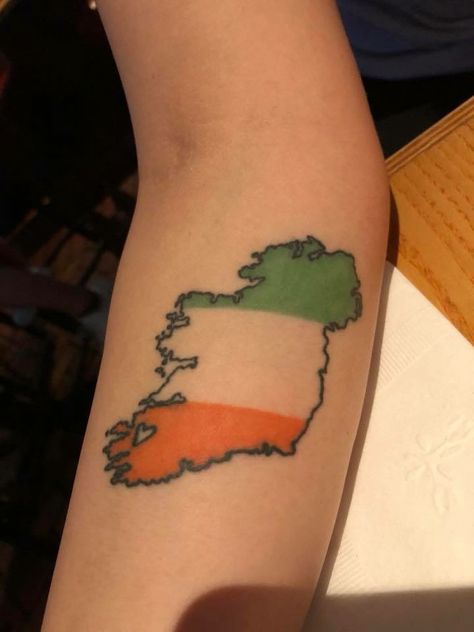 Ireland Themed Tattoo, Small Ireland Tattoo, Ireland Inspired Tattoos, Irish Heritage Tattoo, Irish Flag Tattoos For Men, Irish Tattoos For Men, Ireland Tattoo Ideas, Men’s Irish Tattoo, Ireland Tattoo