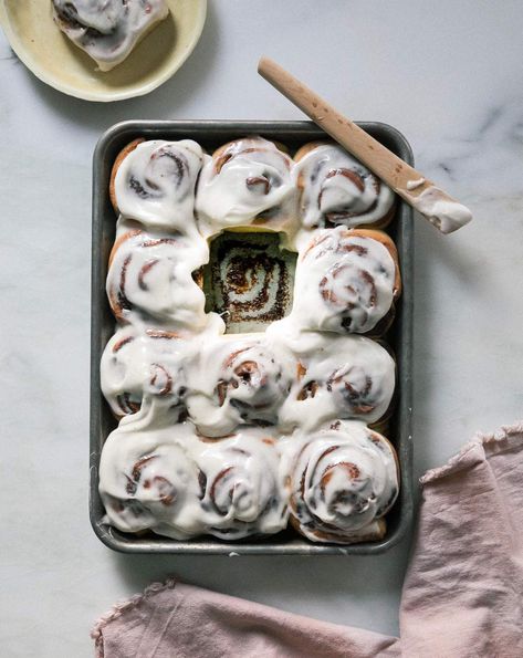 Overnight Cinnamon Rolls Recipe (Soft and Delicious) - A Cozy Kitchen Christmas Cakes Images, Breakfast Rolls Recipe, Overnight Cinnamon Rolls Recipe, Homemade Rice Krispies, Homemade Rice Krispies Treats, Overnight Cinnamon Rolls, Breakfast Sweets, Bread Buns, Sticky Buns