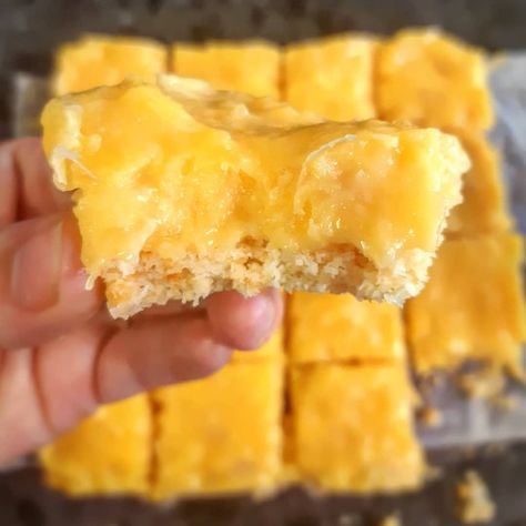 Pantry staples turned into scrumptiousness in minutes Pineapple Custard, Custard Slice, Custard Cake Recipes, High Protein Dishes, Pineapple Dessert Recipes, Chopped Pineapple, Sweet Cooking, Lemon Custard, Pineapple Desserts