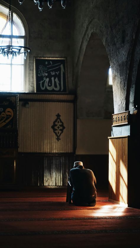 Muslim Praying in Mosque · Free Stock Photo Praying In Mosque, Pray Muslim, Man Praying, Muslim Prayer, High Resolution, Free Stock Photos, Spirituality, Stock Photos