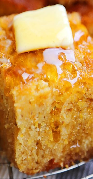 Honey Butter Cornbread, Honey Cornbread Muffins, Homemade Honey Butter, Easy Cornbread Recipe, Corn Recipes Side Dishes, Homemade Fried Chicken, Delicious Cornbread, Honey Cornbread, Cornbread Easy