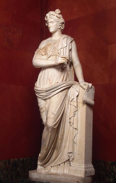 The Ancient Way of Life — ~ Clio/Muse of History. Place: Ancient Rome... Clio Muse Of History, Hebe Goddess, Clio Muse, Roman Sculptures, Fresco Art, Beautiful Sculptures, Greek Costume, Ancient Greek Art, Roman Gods