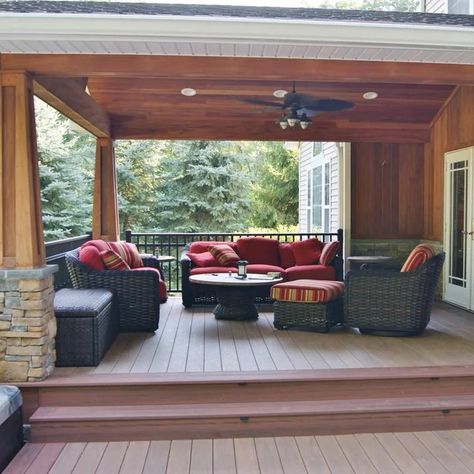 Lean-to roof over two toned Clubhouse deck - Modern - Deck - Other - by Stump's Decks and Porches | Houzz Covered Deck Off Back Of House, Deck With Porch, Wolf Decking, Two Tier Deck, Lakeside Landscaping, Covered Deck Designs, Porch Construction, Deck Modern, Two Level Deck