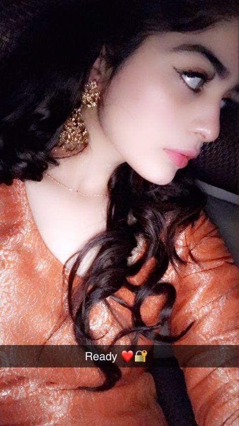 Sameera Khan New Pics, Sameera Khan, Selfies Ideas, Baby Tumblr, Current Affairs, Girly Photography, Girl Face, Adventure Time, Night Dress