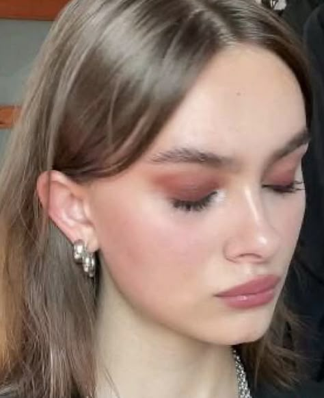 Pale Makeup Aesthetic, Light Makeup Aesthetic, Fairy Makeup Aesthetic Natural, Soft Pink Makeup Aesthetic, Light Pink Makeup Aesthetic, Light Purple Makeup Aesthetic, Soft Make-up, Minimal Makeup, Swag Makeup