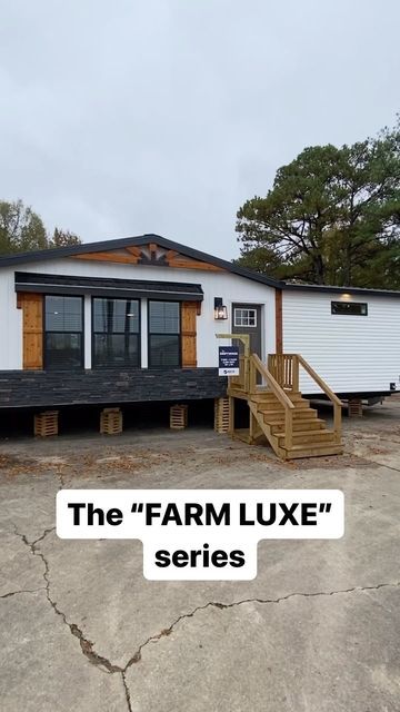 Barndominium Mobile Home, Back Porch Deck, Farmhouse Manufactured Home, Deck Setup, Farmhouse Mobile Home, Double Wide Trailer, Wide House, Double Wide Remodel, Farmhouse Outside