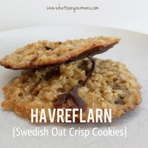 Havreflarn (Swedish Oat Crisp Cookies) Norwegian Oatmeal Cookies, Swedish Biscuits, Swedish Pastries, Swedish Sweets, Koekie Resepte, Biscuits Noel, Swedish Treats, Norwegian Cookies, Swedish Cookies