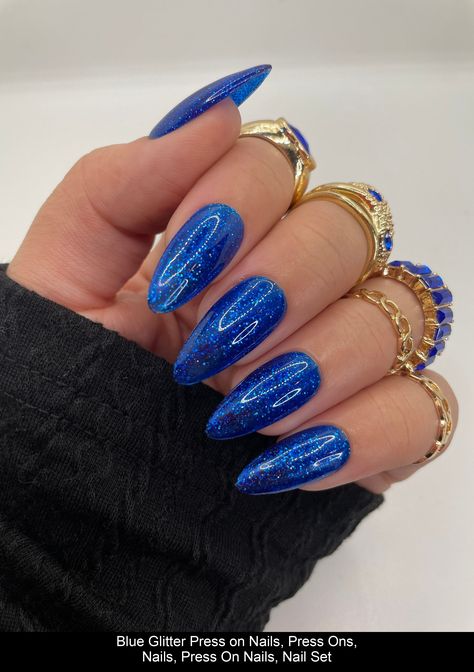 Preppy Manicure, Press Ons Nails, Ballerina Acrylic Nails, Nails Creative, Glitter Press On Nails, Nails Press Ons, Royal Blue Nails, Nails Bright, Blue Glitter Nails