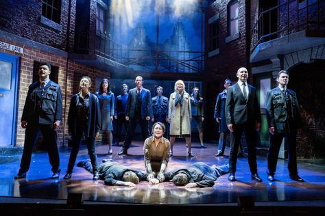 Blood Brothers Musical, Liverpool Life, Musical Theatre Shows, Hungry Children, Blood Brothers, Theatre Shows, Twist Of Fate, Twin Brothers, Tony Awards