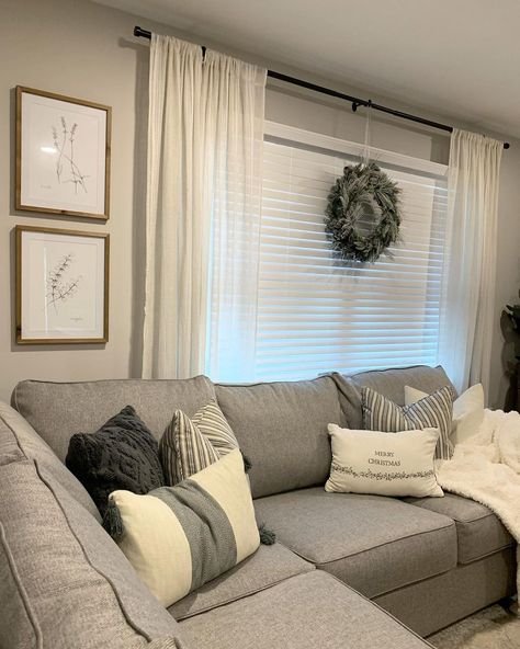 White Walls Living Room, Grey Walls Living Room, Grey Couch Living Room, Living Room Decor Gray, Gallery Wall Living Room, Couch Decor, Farmhouse Decor Living Room, Living Room Windows, Living Room Remodel