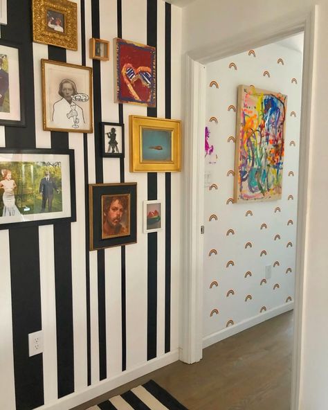 Sag Harbor Colorful House Tour Photos | Apartment Therapy Cathedral Ceiling Living Room, Maximalist Gallery Wall, Hallway Gallery Wall, Wallpaper Stairs, Vintage Fireplace, Glitter Wall, Decor Elements, Color Wall, Creative Company