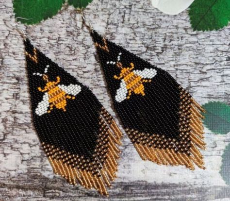 Big Earrings Gold, Native Earrings, Seed Bead Jewelry Patterns, Beaded Earrings Native, Earrings Moon, Beaded Earrings Diy, Beaded Jewlery, Brick Stitch Earrings, Earrings Big