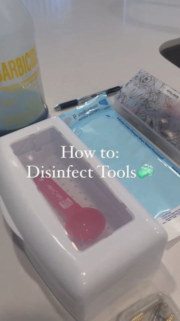 The Baddie Bar™️ on Instagram: "HOW TO PROPERLY DISINFECT YOUR TOOLS🧼✨ **Sanitation is the #1 priority! Always make sure you are properly disinfecting your reusable tools, and THROWING AWAY one-time-use items, such as; buffers, files, sanding bands, etc.💯 Like•Comment•Share•Follow for More💗🥹🙏 @thebaddiebar.bym • • • #nails #nailsofinstagram #nailtech #nailsoftheday #acrylicnails #vbp #nailart #nailinspo #naildesigns #femaleceo #smallbusiness #smallbusinessowner #selftaught #artist #canailte Nail Sanitation, Beginner Nail Tech Essentials, Things You Need As A Beginner Nail Tech, How To Disinfect Nail Tools, How To Sanitize Nail Tools At Home, Beginner Nail Tech Supplies, Disinfecting Nail Tools, Beginner Nail Tech Supplies List, Nail Equipment