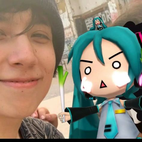 Quackity Icons, Hot Mexican Men, Ipad Kids, He Makes Me Happy, Dream Artwork, Dream Boy, Hatsune Miku, Vocaloid, Youtubers