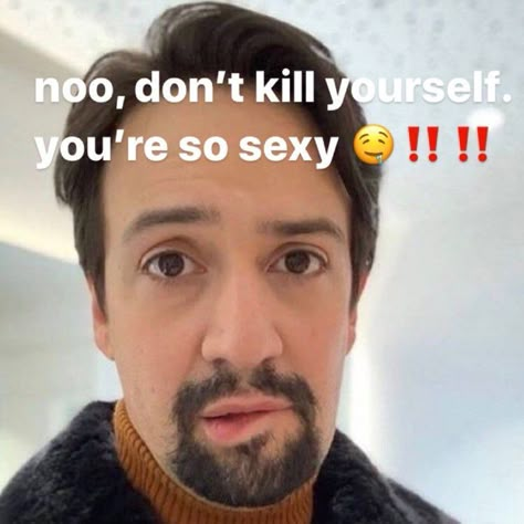 17 Cringey Lin-Manuel Miranda's Lip Bite Selfie Memes That Are Everywhere - Funny Gallery Hamilton Memes, Manuel Miranda, Goofy Pictures, Lin Manuel Miranda, Lin Manuel, Silly Goofy, Very Funny Pictures, Reaction Images, Goofy Ahh