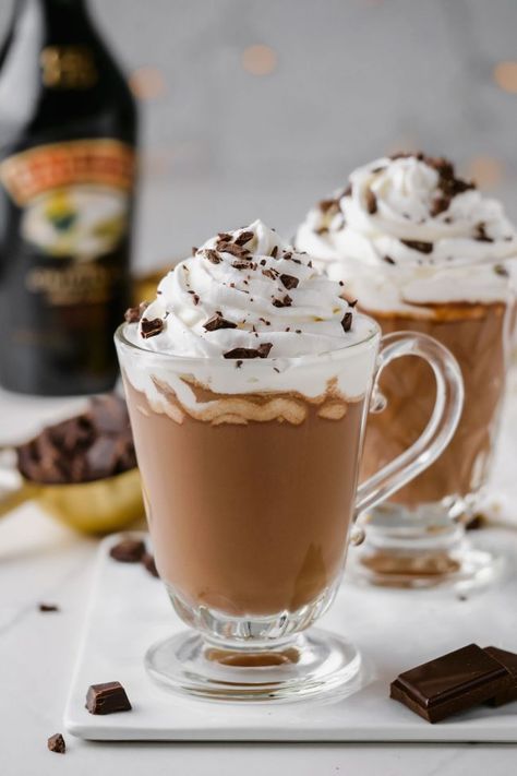 Baileys Hot Chocolate - Texanerin Baking Baileys Hot Chocolate Recipe, Rum Cake From Scratch, Hot Chocolate Baileys, Baileys Hot Chocolate, Vegan Baileys, Hot Chocolate Recipe Homemade, Baileys Coffee, Homemade Irish Cream, Healthy Hot Chocolate