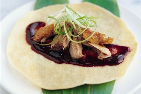 Ken Hom's crispy aromatic duck recipe Crispy Duck Recipes, Healthy Takeaway, Chinese Chicken Wings, Duck Pancakes, Crispy Duck, Duck Recipe, Chinese Stir Fry, Braised Chicken, Midweek Meals