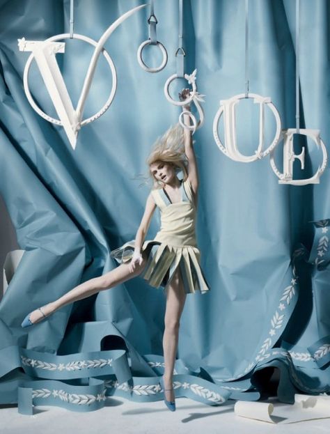 A Very Sweet Blog: Vogue UK: Olympic Origami (June 2012) Shona Heath, Tim Walker Photography, 2012 Olympics, Magazine Vogue, Paper Fashion, Tim Walker, Pastel Fashion, Vogue Covers, Vogue Uk