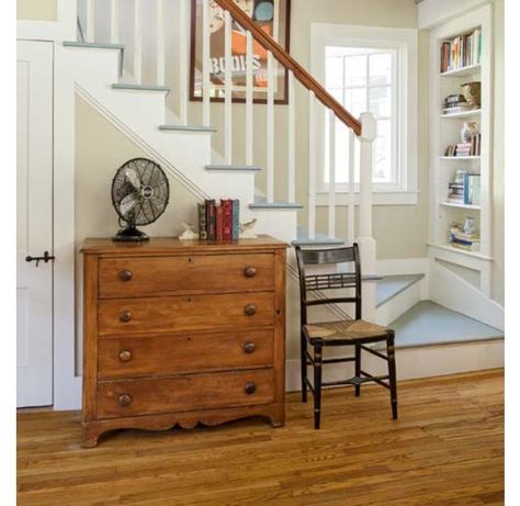 Decor Farmhouse Staircase Decor, Modern Farmhouse Staircase, Farmhouse Staircase, New England House, Staircase Decor Ideas, England House, Open Trap, Dartmouth College, Staircase Decor