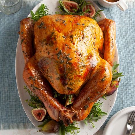 Cheesecloth Turkey, Herb Roasted Turkey, Roast Turkey Recipes, Best Thanksgiving Recipes, Roast Turkey, Turkey Recipes Thanksgiving, Sage Leaves, Thanksgiving Menu, Roasted Turkey