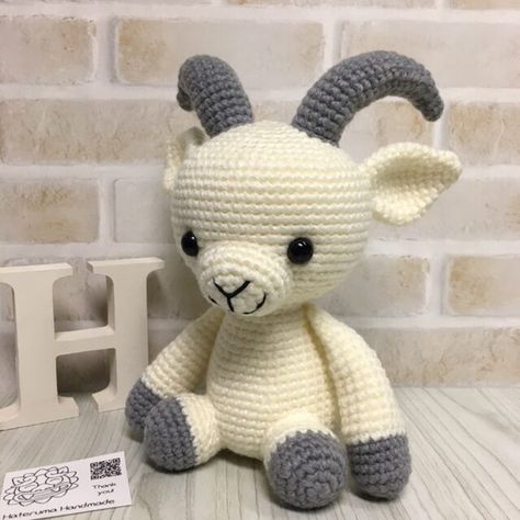 William Goat Goat Crochet, Goat Stuffed Animal, Crochet Goat, Goat Pattern, Goat Horns, Billy Goat, Crochet Amigurumi Free Patterns, Crochet Quilt, Crochet Amigurumi Free