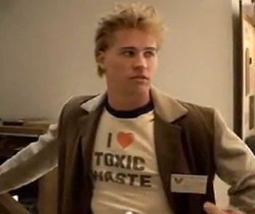 Val Kilmer in Real Genius Real Genius Val Kilmer, Real Genius Movie, Val Kilmer Real Genius, Chris Knight, Genius Movie, Real Genius, Toxic Waste, Knight Costume, Val Kilmer