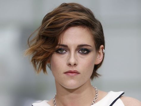 I got: You have...Resting Bitch Face! Which Type Of Resting Face Do You Have? Kristen Stewart Instagram, Teresa Palmer Kristen Stewart, Kristen Stewart Hair, Corte Long Bob, Resting Face, Chanel Gabrielle, Mary Louise Parker, Gamine Style, Corte Bob