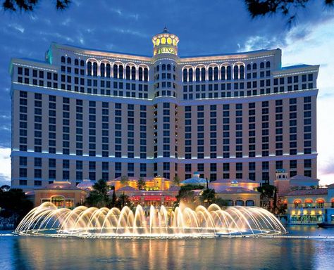 Fountains of Bellagio in Las Vegas continues to enthrall millions - Las Vegas Magazine Bellagio Las Vegas, Las Vegas Vacation, Vegas Weddings, Vegas Vacation, Vegas Hotel, Las Vegas Shows, Vegas Trip, Las Vegas Trip, Las Vegas Hotels