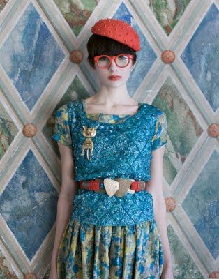 Garden Shoot, Mode Editorials, Wearing Glasses, Girls With Glasses, Wardrobe Ideas, Geek Chic, Turbans, Color Therapy, Mode Vintage