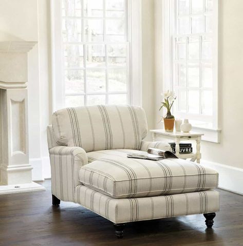 Plaid Chaise Lounge, Striped Chaise Lounge, Chaise Lounge Reading Nook, Cozy Chairs For Reading, Timeless Home Interiors, Chaise Lounge Living Room, Chaise Lounge Bedroom, Cottage Interior Design, Contemporary Cabin