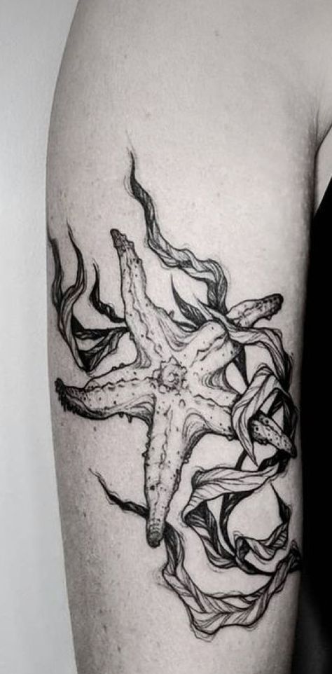 Dark Sea Tattoo Ideas, Goth Ocean Tattoo, Underwater Creatures Tattoo, Octopus Tattoo Stomach, Ocean Life Sleeve Tattoo, Sea Tattoo Ideas Sleeve, Sea Animals Tattoo Sleeve, Feminine Pirate Tattoo, Gothic Ocean Tattoo