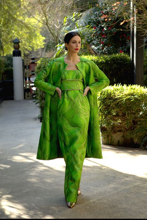 Fall 2023 Ready To Wear, Ralph Lauren Fall, 2023 Ready To Wear Collection, 2023 Ready To Wear, Feminine Fashion, Green Shades, Lavender Dresses, Going Green, Michael Kors Collection