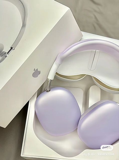 Headphones Purple Aesthetic, Apple Headphones Purple, Apple Pro Max Headphones Aesthetic, Apple Airmaxes, Purple Airpods Max Aesthetic, Airpod Max Purple, Airpods Max Purple, Purple Headphones Aesthetic, Purple Accessories Aesthetic