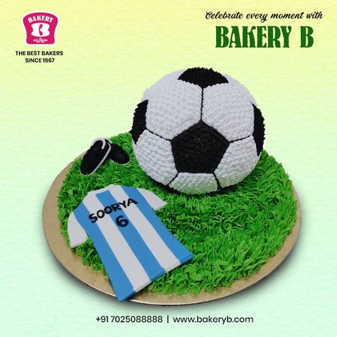 Lover Birthday Cake, World Cup Party, Lover Cake, Football Cakes, Candy Birthday Cakes, Soccer Cake, Candy Birthday, Football Cake, Football Lover