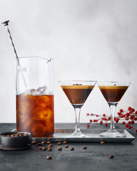 Batch Espresso Martini, Easy Espresso, Coffee Tequila, Flourless Baking, Easy Canapes, Hazelnut Meringue, Irish Coffee Recipe, Winter Cocktails Recipes, Espresso Martini Recipe