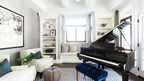 Grand Piano Living Room, Piano Rooms, Grand Piano Room, Piano Room Decor, Music Room Office, Piano Living Rooms, Modern Traditional Living Room, Modern Baby Room, Baby Grand Piano