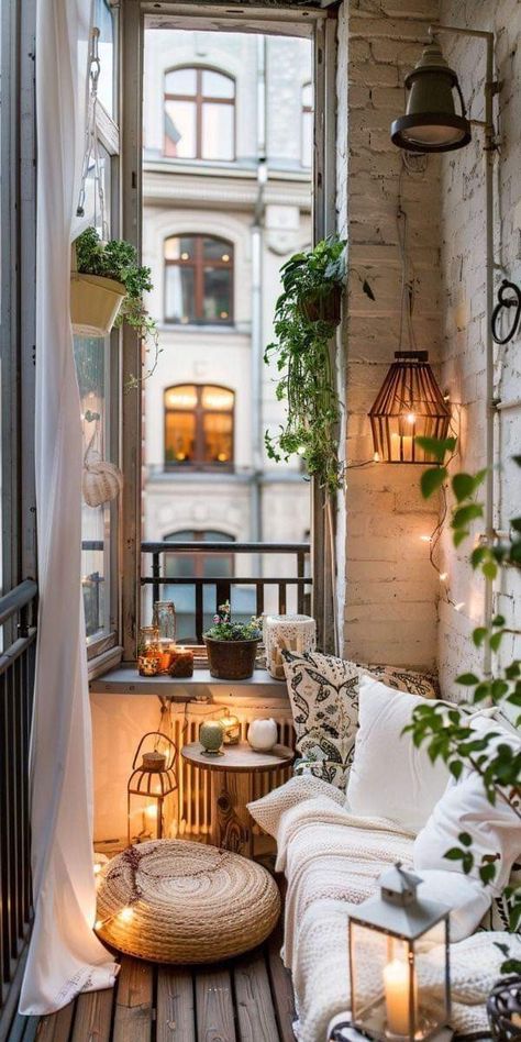 Small Apartment Interior, Rustic Home Design, Secret Gardens, Small Balcony Decor, Apartment Balcony, Terrace Design, Apartment Balcony Decorating, The Balcony, Balcony Design