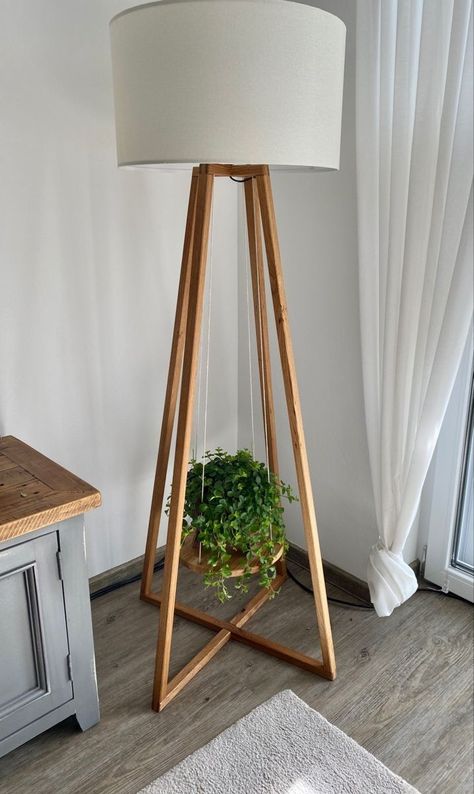 Wooden Floor Lamp, Wood Lamp Design, Unique Floor Lamps, Budget Home, Home Diy Decor, Floor Lamp Design, Home Diy Projects, Decor Home Living Room, Home Room Design