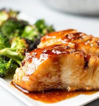 Honey Garlic Alaskan Black Cod with Broccoli Recipe| Angling Unlimited Alaskan Cod Recipe, Cod Fish Recipes, Cod Recipe, Black Cod, Honey Garlic Sauce, Broccoli Recipe, Cod Recipes, Kitchen Time, Smoked Fish