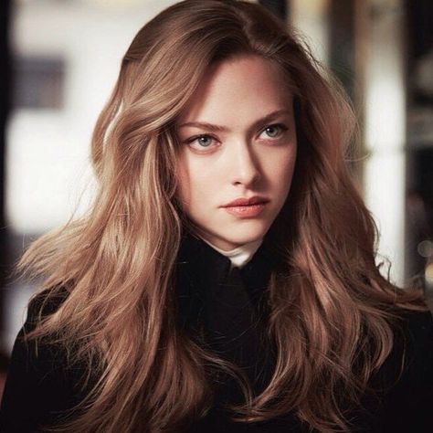 Amanda Seyfried Long Blonde, Amanda Seyfried, Long Blonde Hair, Mean Girls, Blue Eyes, A Black, Red Hair, Blonde Hair, Long Hair