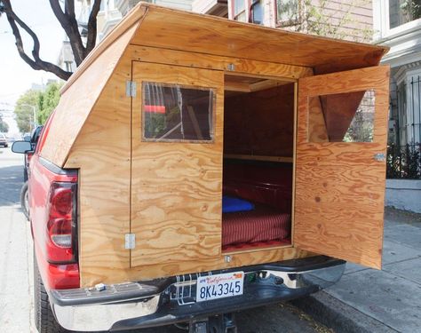 When Chase Lawler wanted a wooden micro camper for the back of his pick up truck, he couldn’t find anyone who sold them or even custom built them. So he decided to design and build his own tr… Diy Truck Camper, Diy Truck Bedding, Truck Bed Tent, Truck Camper Shells, Accessoires 4x4, Homemade Camper, Truck Toppers, Diy Camper Trailer, Truck Bed Camping