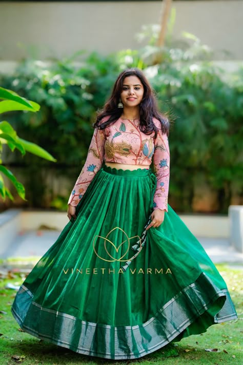 Silk Lehanga Designs Latest For Women, Peacock Green Saree Contrast Blouse, Kalamkari Crop Top Lehenga, Blouse Designs Latest Back Side, Crop Top Lehenga Designs, Tailor Outfit, Long Frocks For Kids, Exclusive Saree Blouse Designs, Crop Top Lehenga