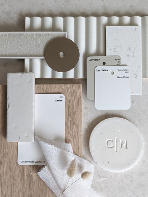 White Interior Moodboard, Neutral Material Palette, Neutral Mood Board Interior Design, Modern Classic Mood Board, Interior Design Mood Board 2024, Nuetral Pallete Interior Design, Light Wood Mood Board, Moodboard Aesthetic Neutral, Neutral Material Board