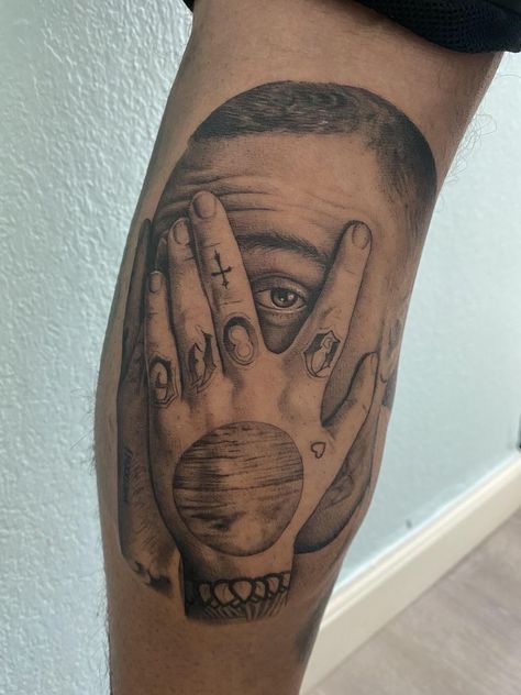 Mac Miller Tattoos Portrait, Mac Miller Tattoo Design, Mac Miller Inspired Tattoos, Mac Miller Tattoos Ideas, Hip Hop Tattoo, Hop Tattoo, Mac Miller Tattoos, Urban Tattoos, 13 Tattoo