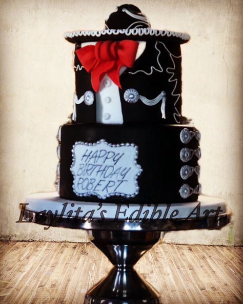 #mariachi #birthdaycake #buttercream Mariachi Cake Ideas, Charro Cakes, Mariachi Cake, Mariachi Birthday, Charro Cake, Charro Party Ideas, Baptism Food, Music Note Cake, Luke 15