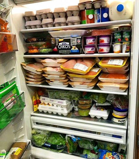 When your in a house full of Herbalife People!!! So much FOOD! LOT'S OF PROTEIN! 😍😍😍 Even on Team Trips.. we're sticking to our Nutrition… Healthy Fridge, So Much Food, Pantry Fridge, Kitchen Organization Pantry, Metal Barn, Refrigerator Organization, Healthy Groceries, Fridge Organization, Building Homes