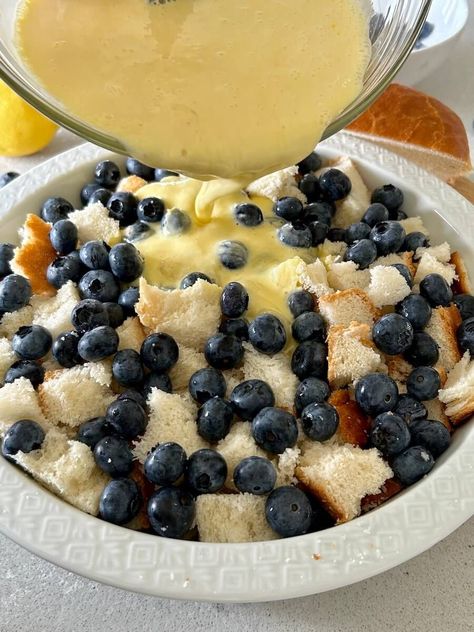 Overnight Sourdough Breakfast Recipes, Sourdough French Toast Bake, Breakfast With Sourdough Bread, Overnight Sourdough Recipes, Bake With Blueberries, Sourdough French Toast Casserole, Blueberry Cream Cheese French Toast, Cream Cheese French Toast, Blueberry Bread Pudding